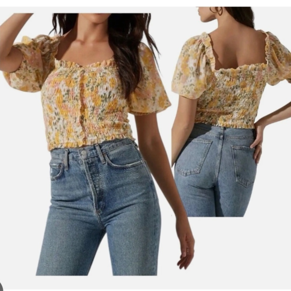 Astr the Label |  Flutter Sleeve Smocked Blouse - Picture 2 of 7